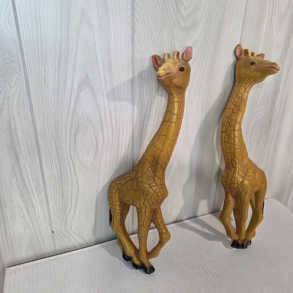 HOMCO Giraffe Wall Hanging Vintage 70s Animal Zoo Safari Decor Lot of TWO 18